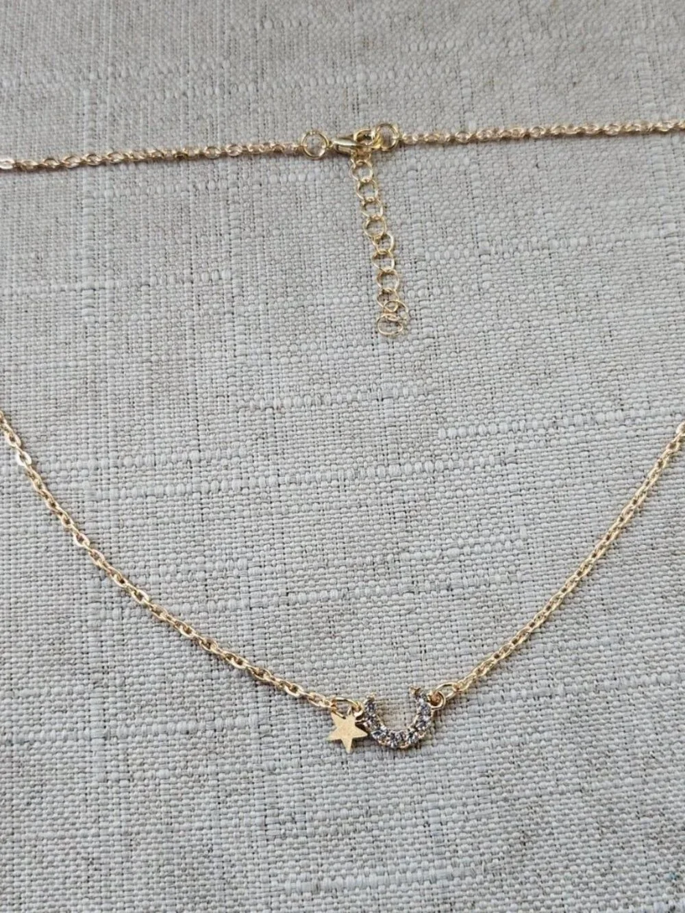 Crecent Moon Star pendant Necklace Gold Tone Fashion Jewelry Necklace New